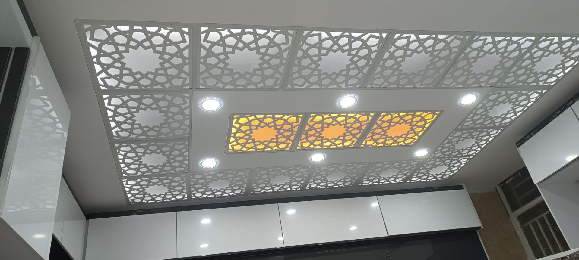 دکوراسیون مدلینگ